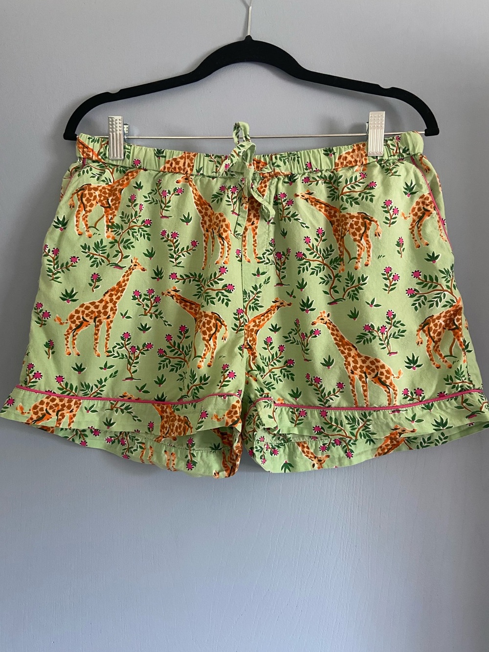 Printfresh Grazing Giraffes Short Pajama Set (M) - Picture 7 of 7